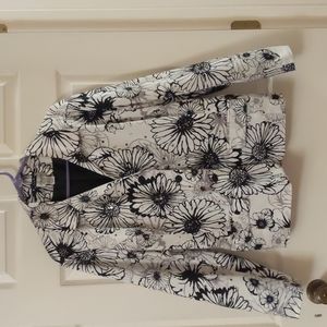 Chico's size 3 black and white Jacket